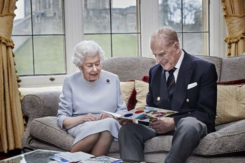 Ratu Inggris Elizabeth II dan Pangeran Philip Rayakan Ulang Tahun Pernikahan Ke-73