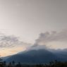 Kawah Gunung Lewotobi Keluarkan Asap Putih Tebal Setinggi 600 Meter