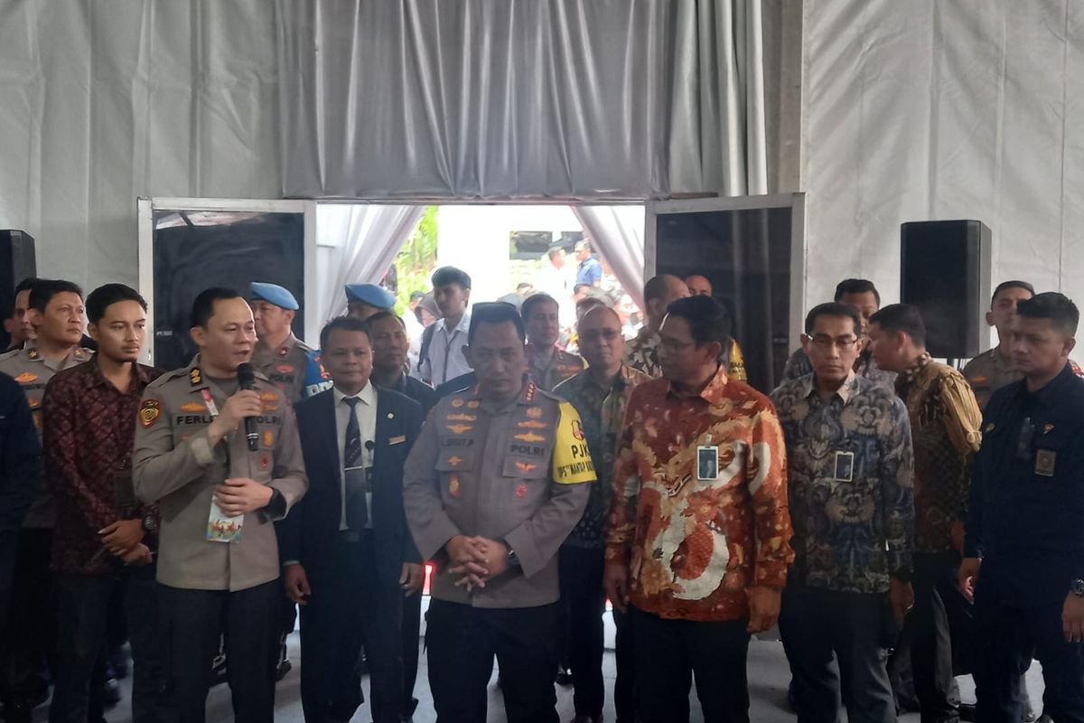 Kapolri Jenderal Listyo Sigit Prabowo menghadiri Presisi Preneur Expo di Hotel Borobudur, Jakarta, Selasa (7/11/2023).