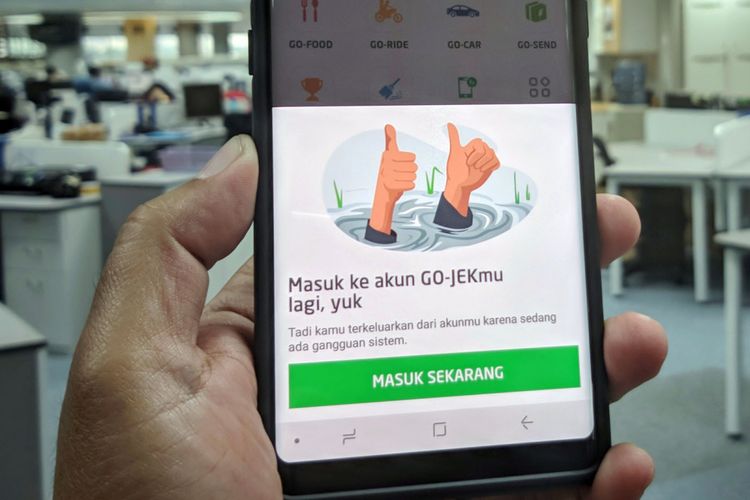 Pengguna layanan Go-jek mengeluh mengalami logout dan tidak bisa melakukan login kembali pada Kamis (12/4/2018) petang.