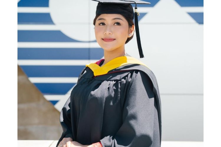 Erina Gudono Lulus S2 dari University of Pennsylvania, Dapat IPK 4,00