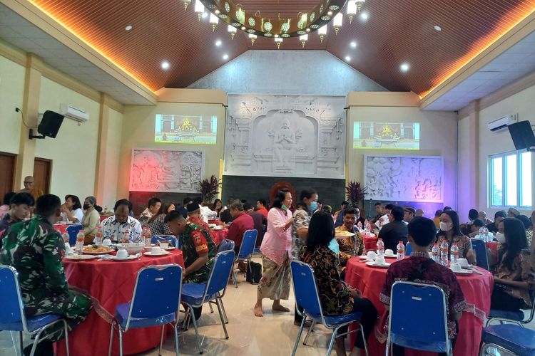Suasana pertemuan lintas agama di aula Vihara Tanah Putih, Kota Semarang, Senin (16/5/2022).