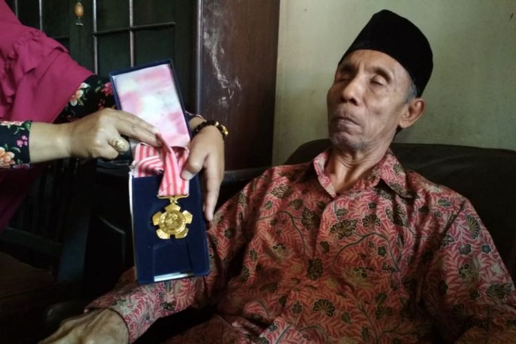 Soeharto dan medali yang pernah diraihnya