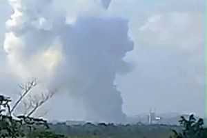 Ledakan Besar Disertai Asap Pekat Guncang Kawasan Pabrik di Berau Kaltim, Dentumannya Terdengar hingga Gunung Tabur