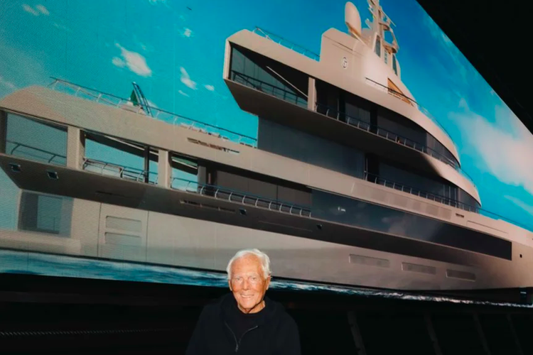 Desain superyacht rancangan Giorgio Armani