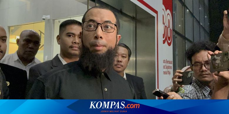 KPK Dalami Alasan Ustaz Khalid Basalamah Pilih Haji Khusus meski Sudah Bayar Furoda