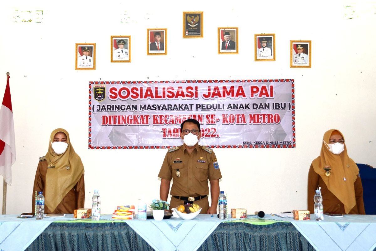 Wali Kota Metro Wahdi Sirajuddin melakukan sosialisasi Jama-PAI di tingkat kecamatan se-Kota Metro untuk meningkatkan kesehatan ibu dan anak di Aula Kantor Camat Metro Selatan, Senin (4/7/2022).