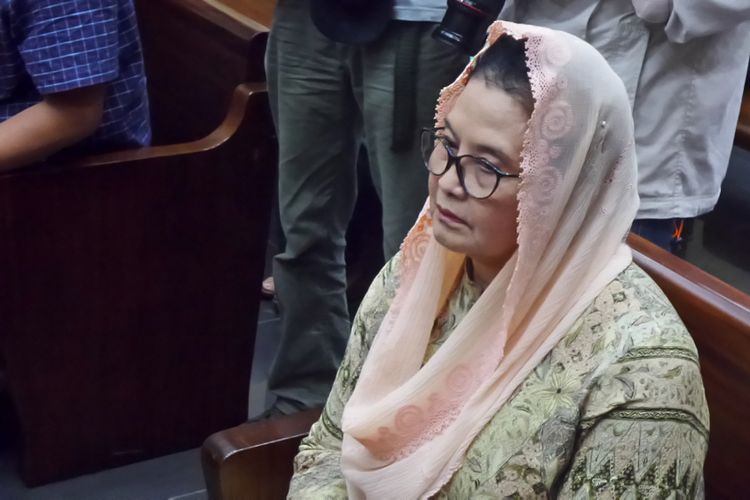 Mantan Menteri Kesehatan, Siti Fadilah Supari, menjadi terdakwa di Pengadilan Tipikor Jakarta, Rabu (31/5/2017).