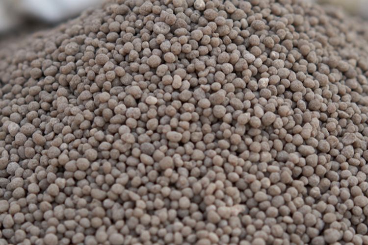 Ilustrasi pupuk fosfat.