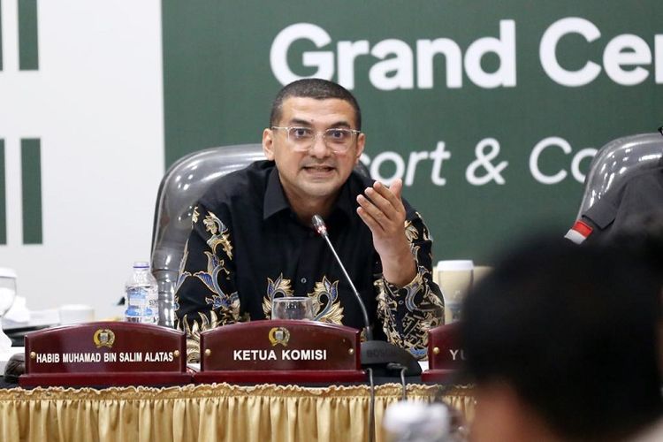 Komisi C DPRD Provinsi DKI Jakarta mengimbau Badan Pendapatan Daerah (Bapenda) tak lagi mengandalkan pengenaan pajak eksisting guna menggenjot pendapatan asli daerah (PAD). Sebaliknya, mengoptimalkan obyek pajak yang potensial untuk mendongkrak PAD.