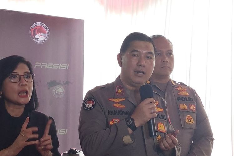 Karo Penmas Divisi Humas Polri Brigjen Ahmad Ramadhan saat ditemui di RSPAD Gatot Soebroto, Jakarta, Kamis (13/7/2023). 