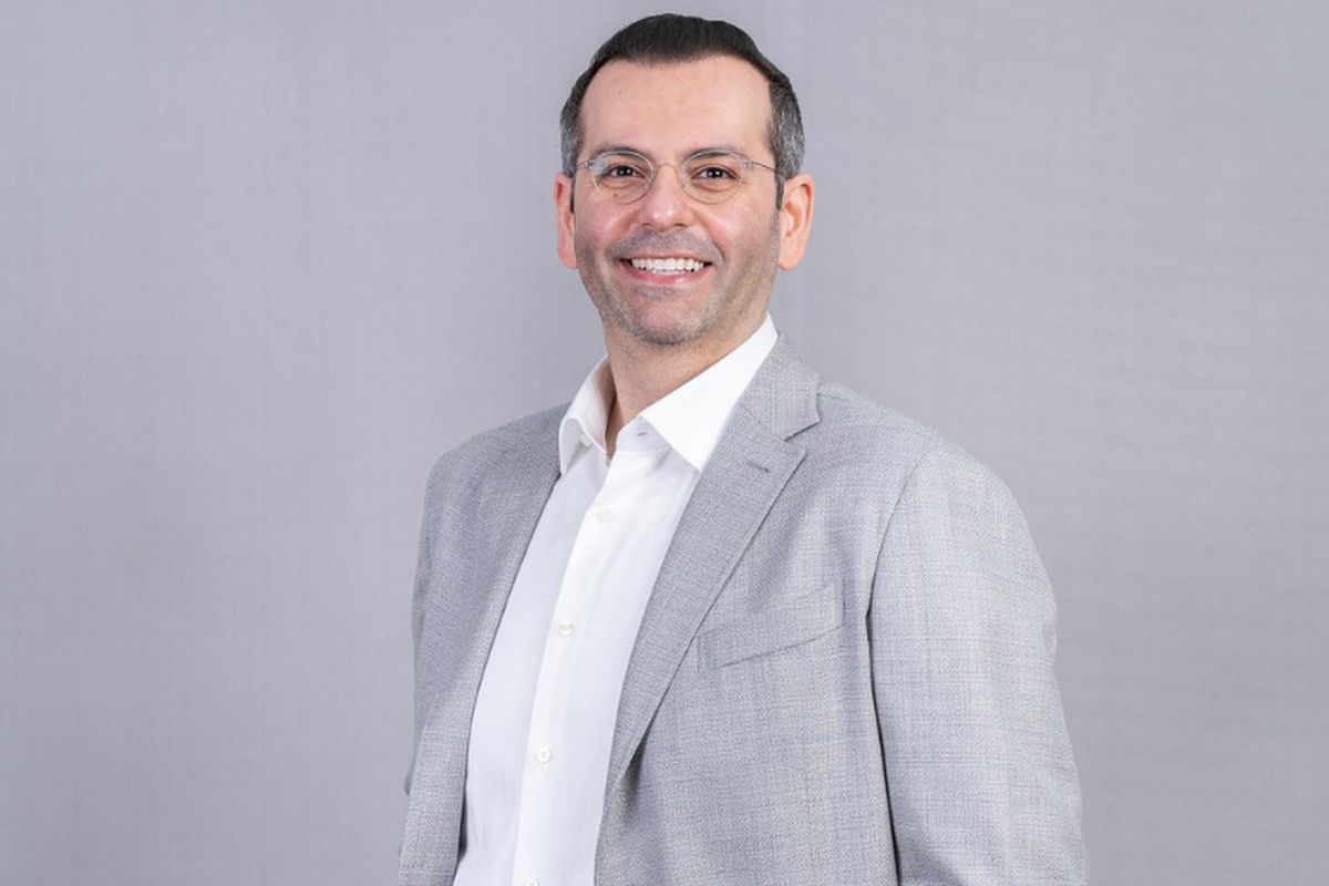  CEO PT Indosat Tbk (Indosat Ooredoo) Ahmad Al-Neama