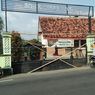 Tolak Kepsek Dipindah, Wali Murid di Pamekasan Segel Sekolah Anaknya