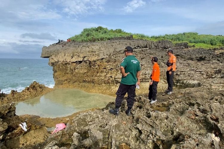 Lokasi hilangnya kakak beradik di Tebing Pengarangan sekitar Tebing Parangracuk, Kalurahan Kanigoro, Kapanewon Saptosari, Gunungkidul. Jumat (28/4/2023)