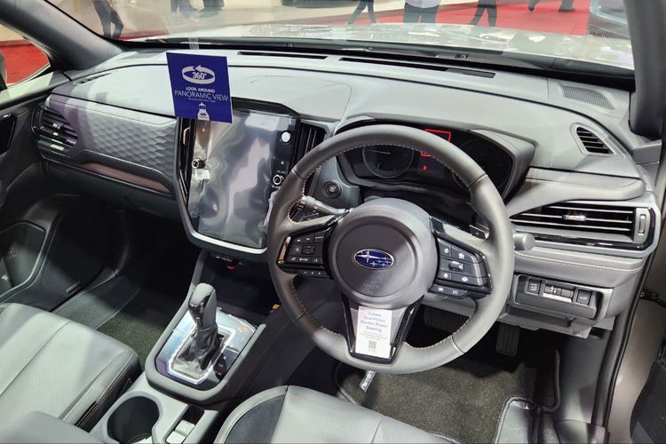 Interior Subaru Forester Generasi Keenam di GIIAS 2025.