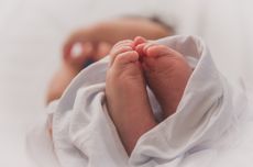 Mata Bayi Sering Berair, Ini Penjelasan Dokter Unair