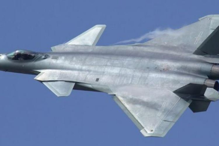 Chengdu J-20, jet tempur generasi kelima buatan China.