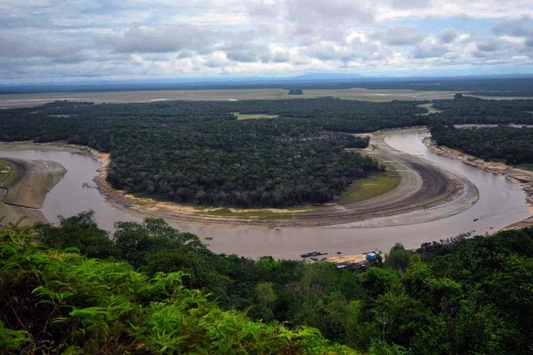 Ilustrasi Jembatan Ampera di Palembang, Sumatera Selatan. 