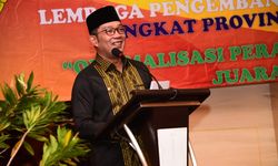 Emil Ingin Warga Muslim Jabar Bukan Cuma Islam KTP