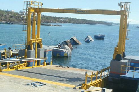 Belum Dua Bulan Diresmikan, Dermaga II Pelabuhan Bolok Kupang Ambruk