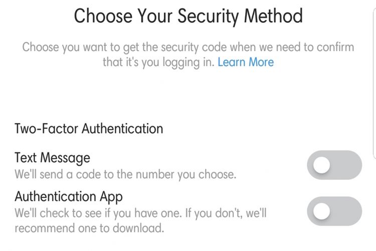 Dua opsi two-factor authentication, via SMS atau aplikasi.