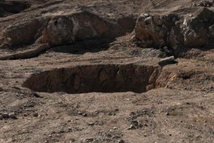 Inilah lubang alami atau khasfah yang digunakan ISIS sebagai kuburan massal di dekat kota Mosul, Irak.