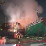 2 Kapal Terbakar di Dermaga Surabaya, Ini Penjelasan Polisi