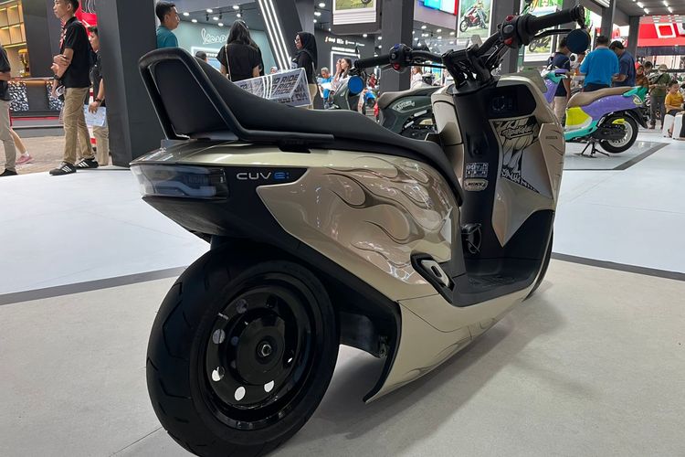 Modifikasi Honda CUV e: bergaya low rider