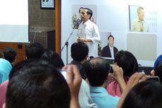 Beri Kuliah Umum di Tobasa, Jokowi Dikerubuti Mahasiswa