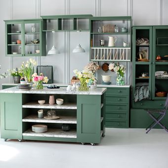 Ilustrasi dapur dengan nuansa warna hijau. 