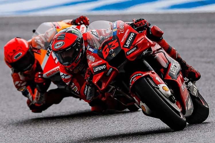 Francesco Bagnaia saat berlaga pada MotoGP Thailand 2022