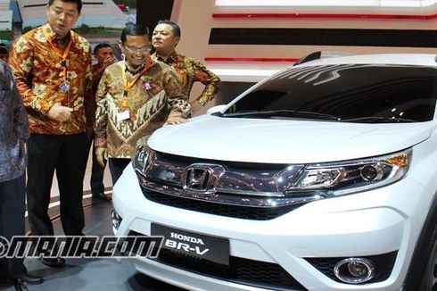 JK Sambangi Mobil Konsep dan Prototipe di Pameran Gaikindo 