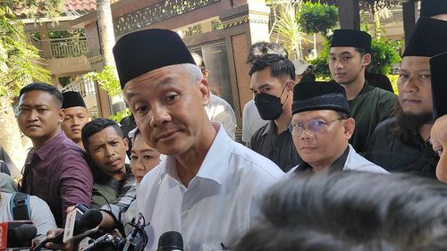 Elektabilitasnya Turun, Ganjar "Highlight" Jateng, Jatim, Jogja, dan Jabar
