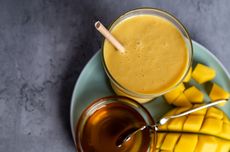 Resep Minuman untuk Sesak Napas, Smoothie Mangga Jeruk Rempah