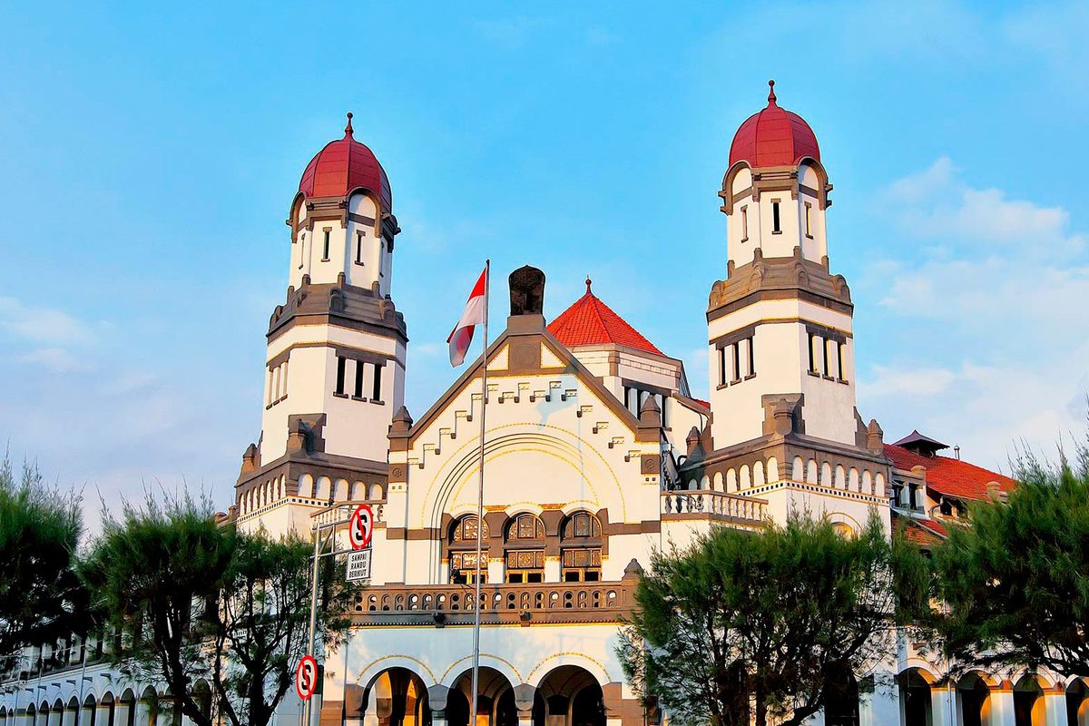 Bangunan utama Lawang Sewu.