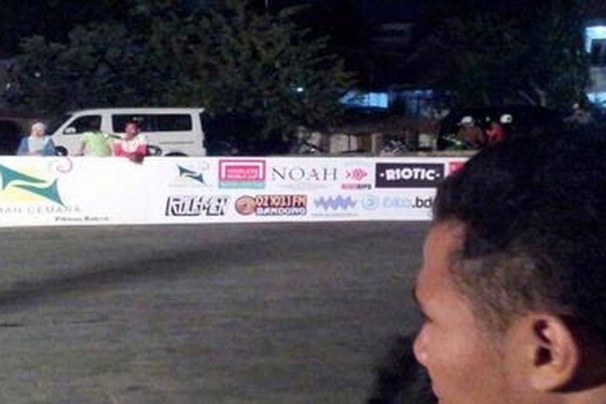 Logo Noah di antara para sponsor     