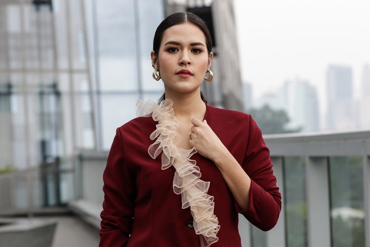 Raisa Andriana saat mengunjungi Kantor Redaksi Kompas.com di Menara Kompas, Jakarta, Selasa (26/11/2019). Raisa akan menggelar konser bertajuk Raisa Live in Concert 2020 di Stadion Utama Gelora Bung Karno, Jakarta, 27 Juni 2020 mendatang.