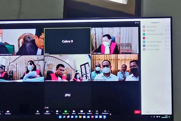 Sidang dugaan korupsi anggaran BTT Covid-19 di Kabupaten Samosir dengan terdakwa Sekda Samosir Jabiat Sagala di ruang Cakra 9 Pengadilan Tipikor pada PN Medan pada Kamis (4/8/2022) dilakukan secara virtual