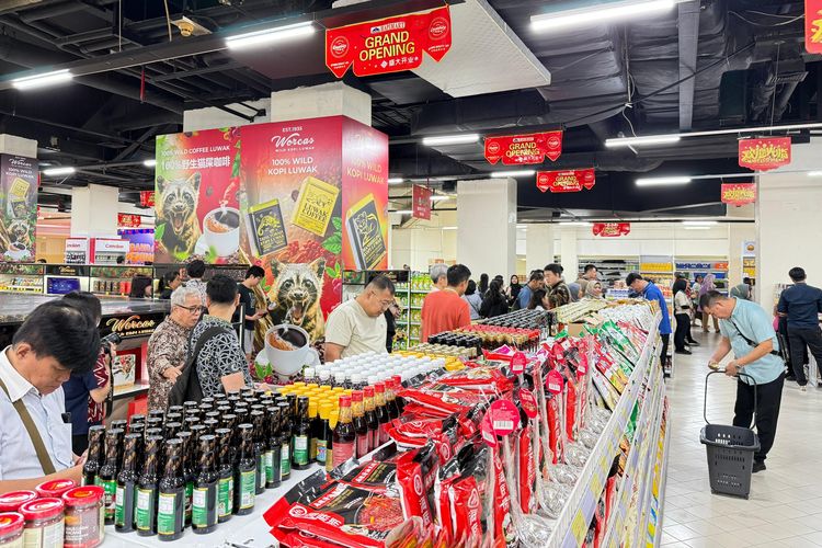 Wajah ITC Kuningan dan Mal Ambasador, yang berada di kawasan strategis Segitiga Emas Jakarta, kini semakin dinamis dengan kehadiran Hapimart, ritel raksasa asal China