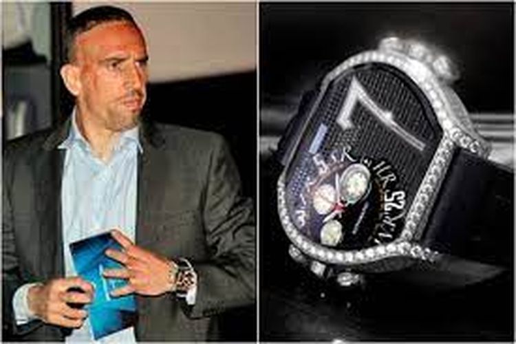 Franck Ribery dengan arloji Delacour BiChrono