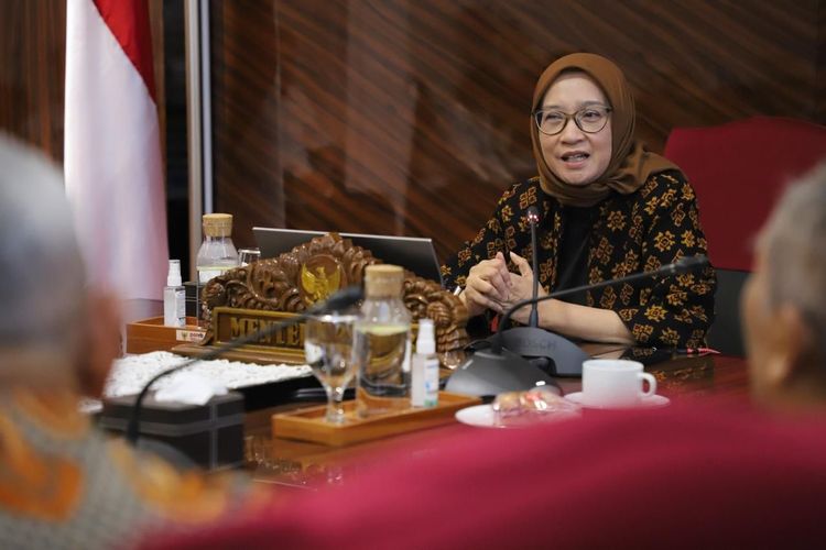 Menteri PANRB Rini Widyantini