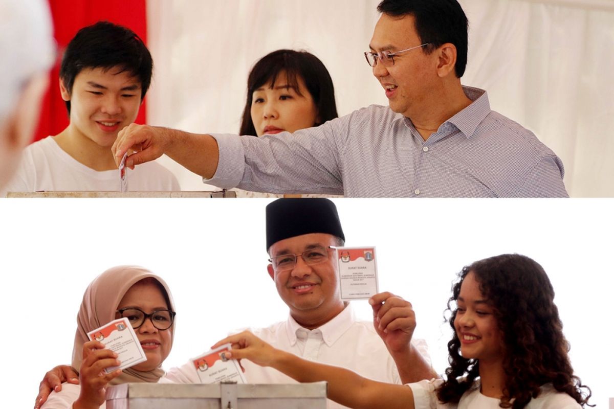 Gubernur DKI Jakarta Basuki Tjahaja Purnama bersama istrinya, Veronica, dan putra sulungnya, Nicholas Sean Purnama (foto atas) dan calon gubernur DKI Jakarta nomor urut 3, Anies Baswedan bersama istrinya, Fery Farhati Ganis, dan putrinya, Mutiara Annisa (foto bawah) memberikan suara pada putaran kedua Pilkada DKI Jakarta, Rabu (19/4/2017).