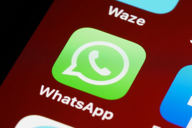 Chat WhatsApp Terhapus? Tenang, Ini Cara Mengembalikannya
