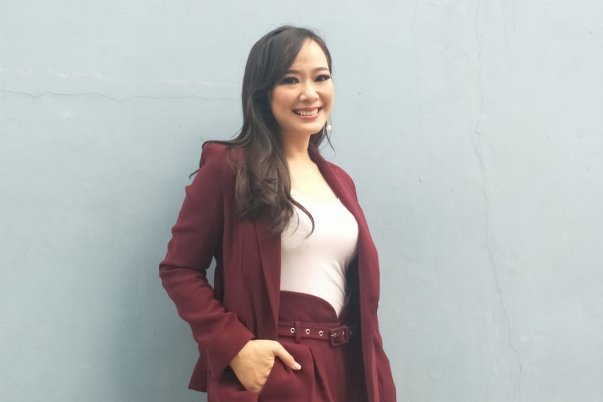 Yuanita Christiani berpose saat ditemui di kawasan Tendean, Jakarta Selatan, Selasa (19/2/2019).