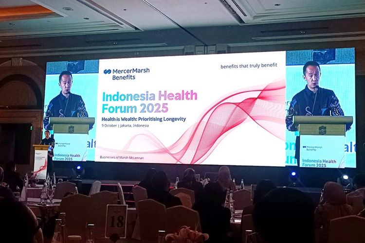 Presiden Direktur Marsh Indonesia, Jason Mandera, dalam gelaran Indonesia Health Forum 2025 yang bertajuk Health is Wealth: Prioritising Longevity yang diselenggarakan oleh Mercer Marsh Benefits Indonesia di Hotel Shangri-La Jakarta, Kamis (9/10/2025).