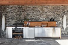 Murah Meriah, Dua Bahan Dapur Ini Bisa Bikin Peralatan Stainless Steel Anda Kinclong