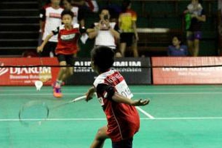 Pertandingan dalam  Audisi UmummDjarum Beasiswa Bulun Tangkis 2015