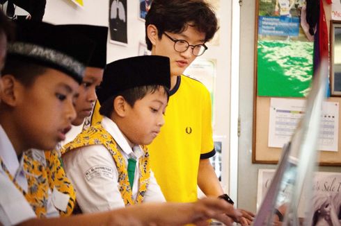 Membangun Empati dan Etos Kolaborasi Siswa melalui Pembelajaran Service-Learning