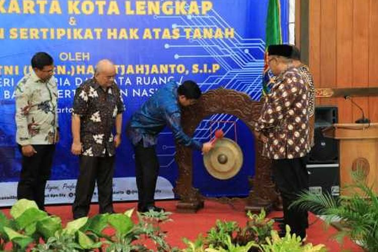 Menteri ATR/Kepala BPN Hadi Tjahjanto mendeklarasikan Yogyakarta sebagai Kota Lengkap pada Kamis (11/05/2023).