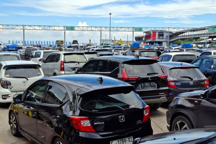 Evaluasi Mudik, Pemerintah Diminta Benahi Macet Pelabuhan-Perbaiki Jalan Sejak Jauh Hari